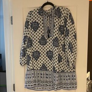 Zara Navy and White Ruffled Blouse